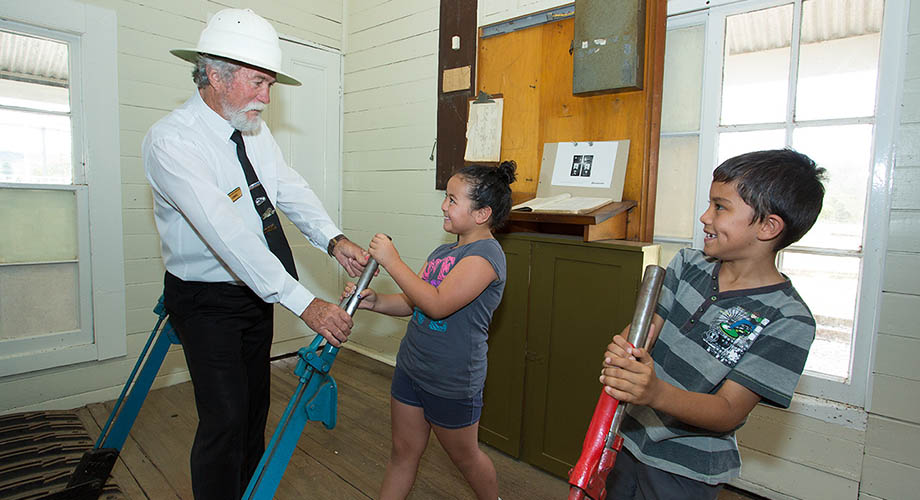 5050_full_width_National_Trust_Volunteer_2_920x500_standard.jpg